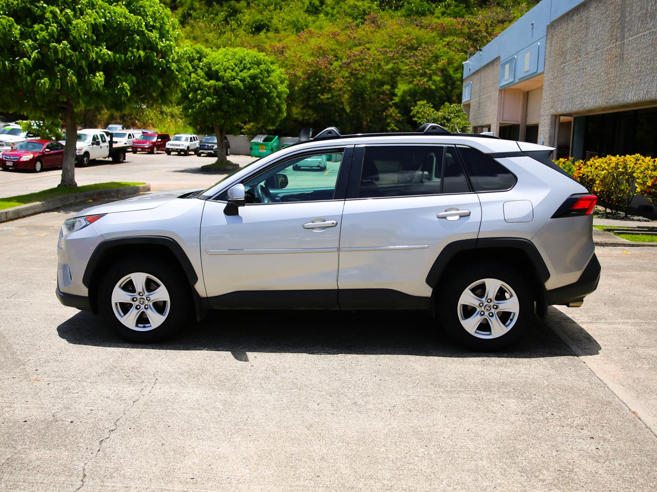 Toyota RAV4 XLE 2021
