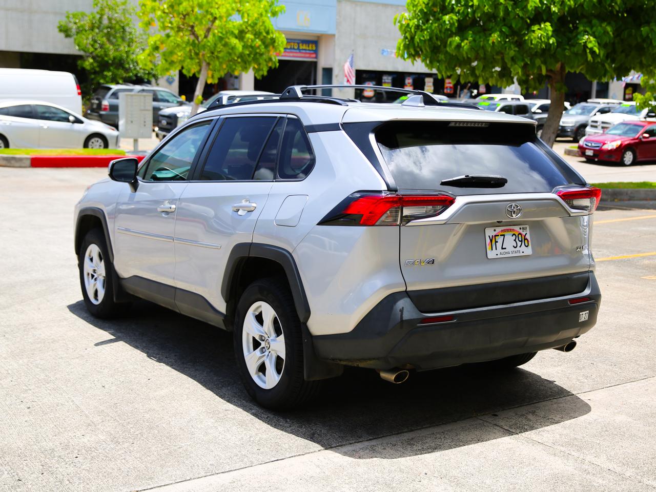 Toyota RAV4 XLE 2021