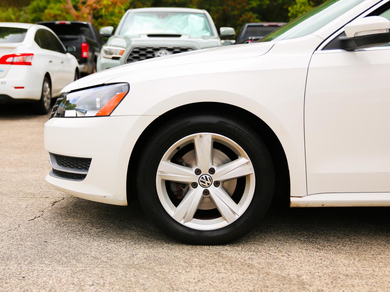Volkswagen Passat  2013