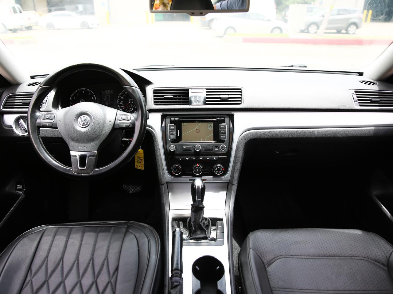 Volkswagen Passat  2013