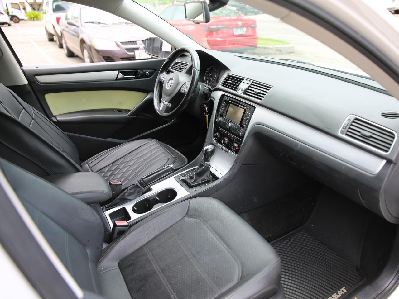 Volkswagen Passat  2013