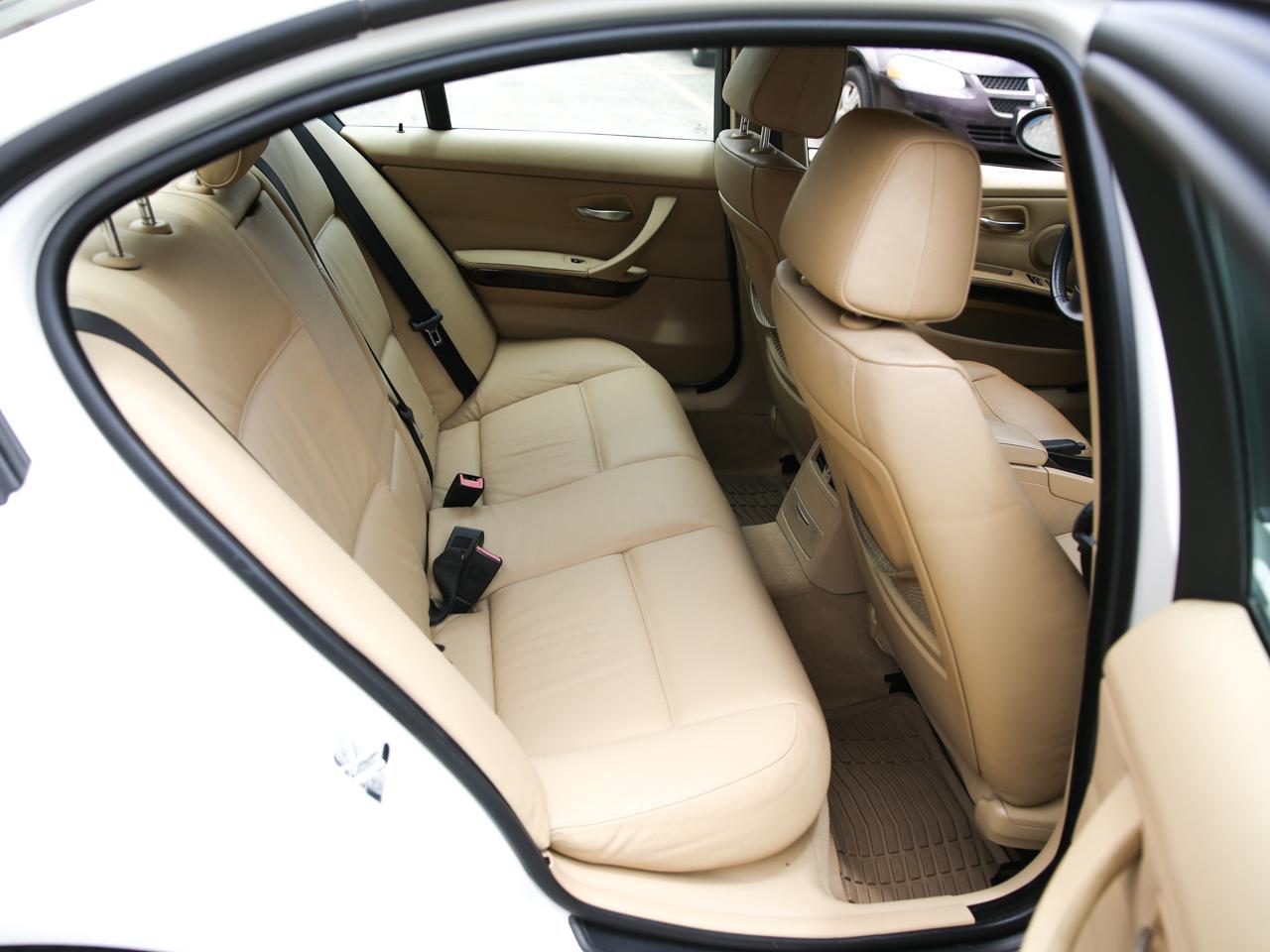 BMW 3 Series  2008