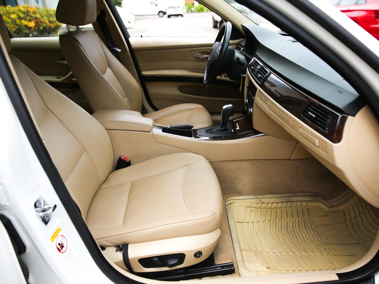 BMW 3 Series  2008