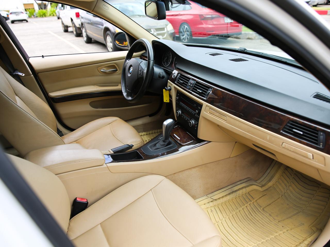 BMW 3 Series  2008