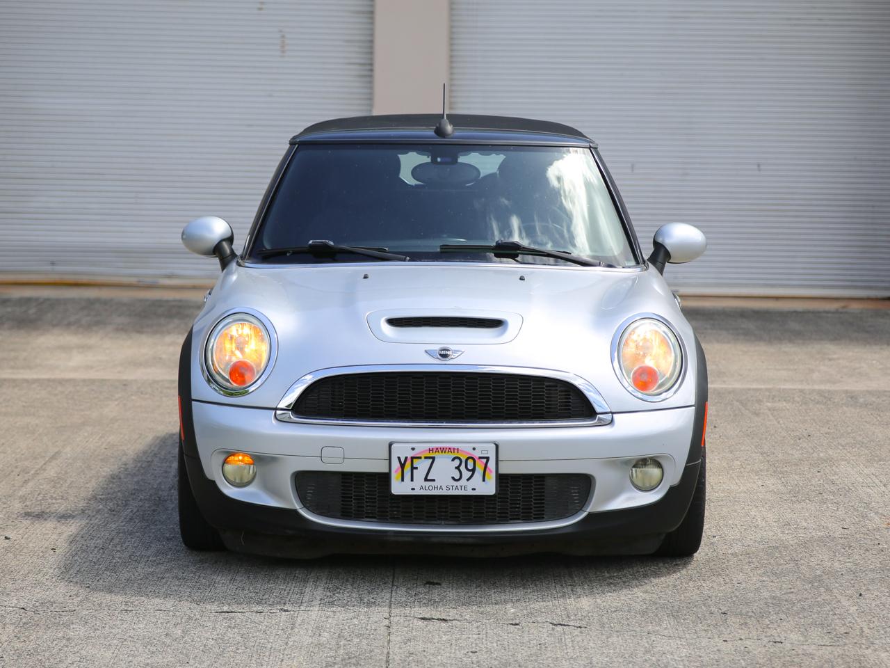 MINI Cooper Convertible  2010