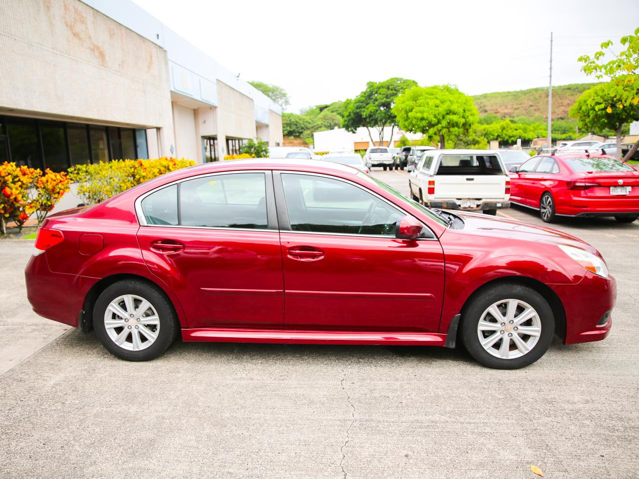 Subaru Legacy  2011