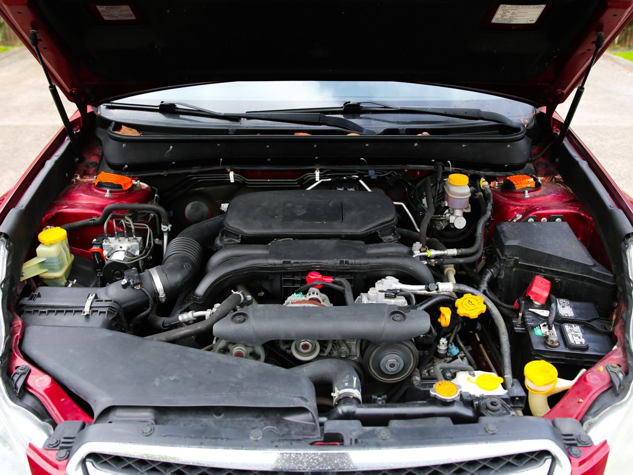 Subaru Legacy  2011