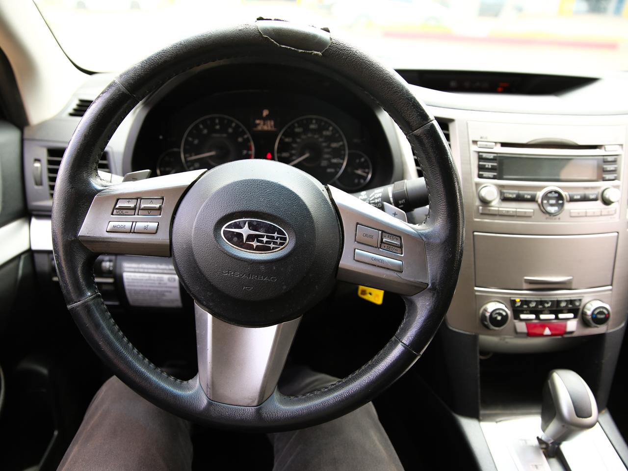 Subaru Legacy  2011