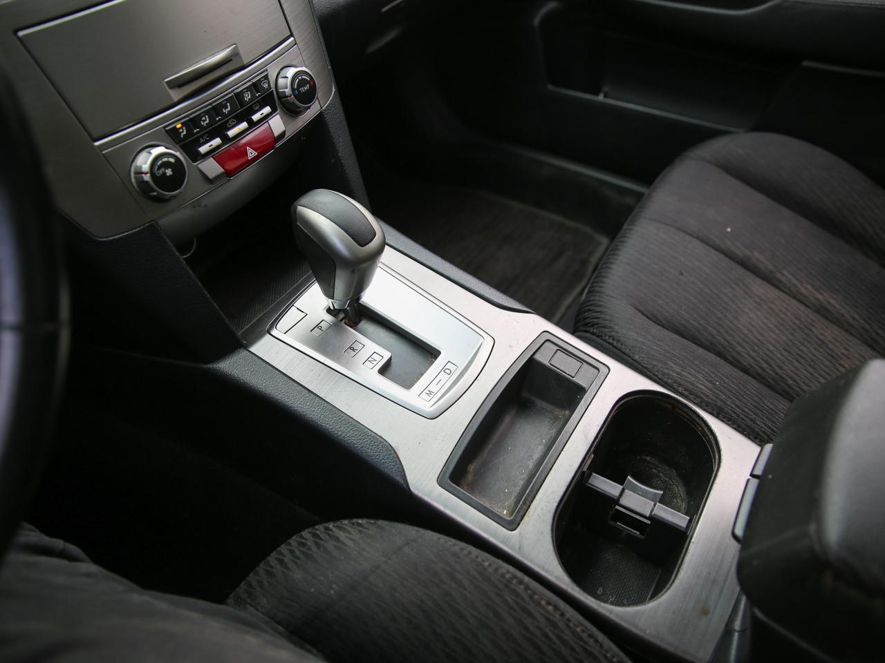 Subaru Legacy  2011