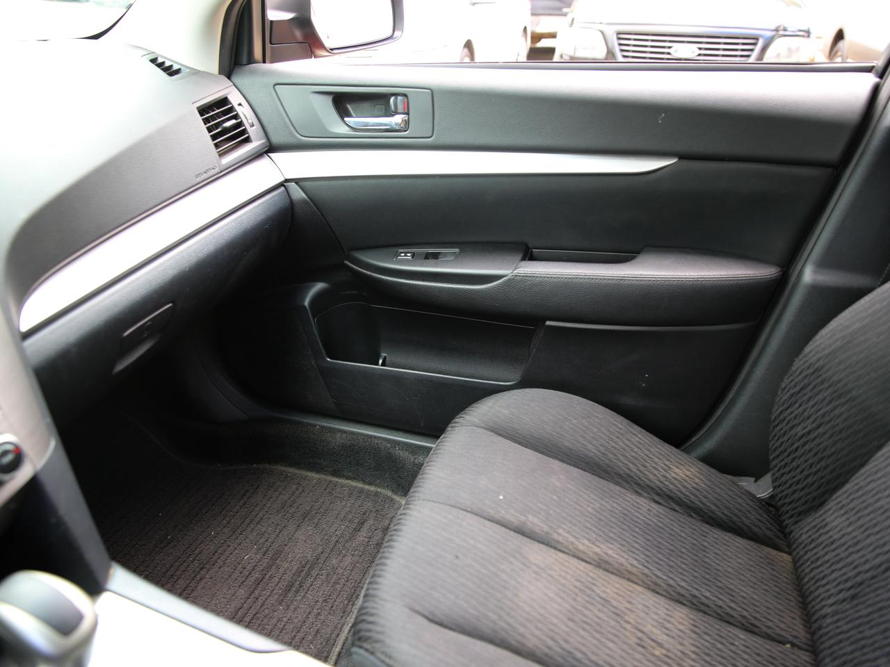 Subaru Legacy  2011