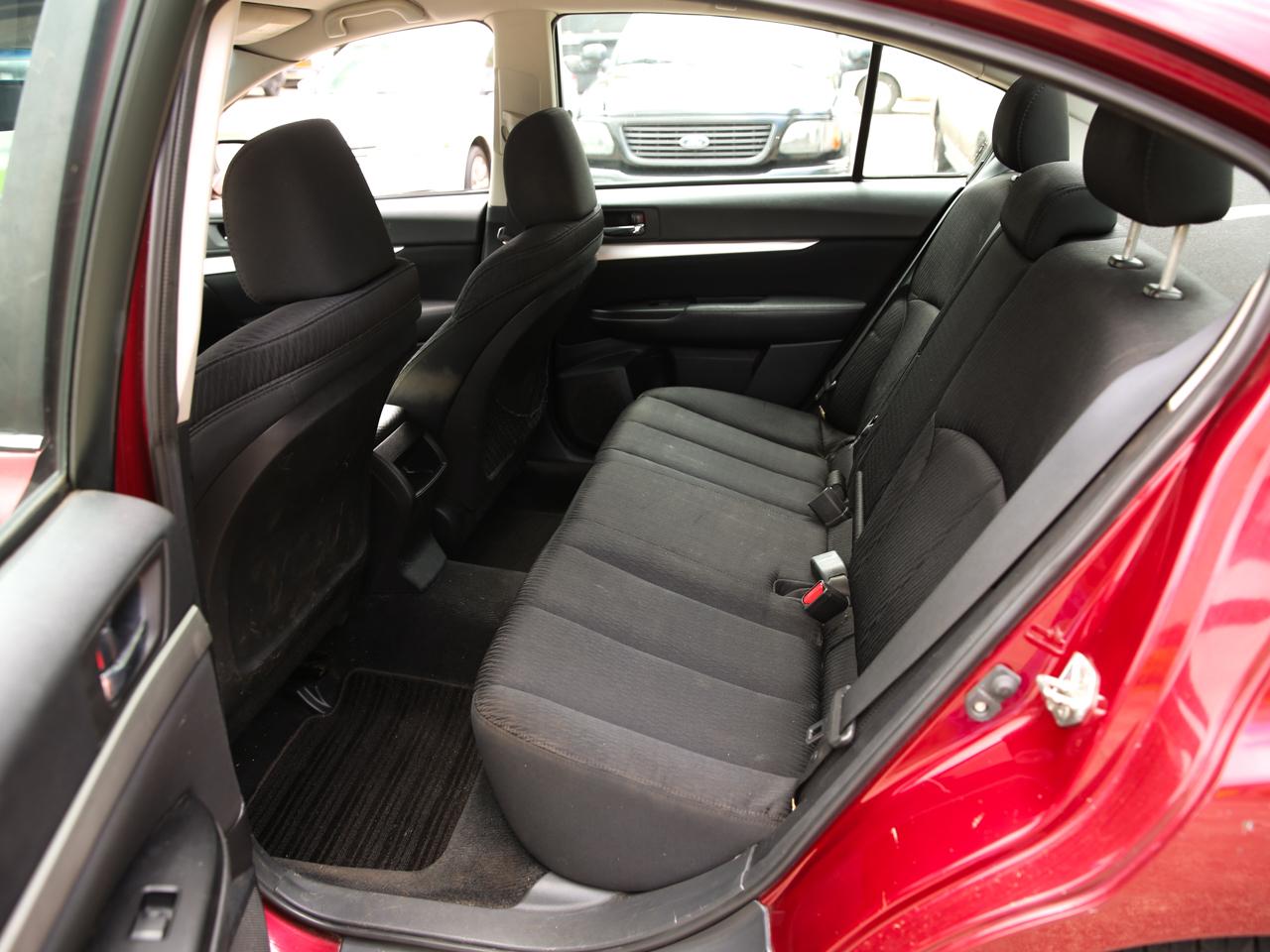 Subaru Legacy  2011