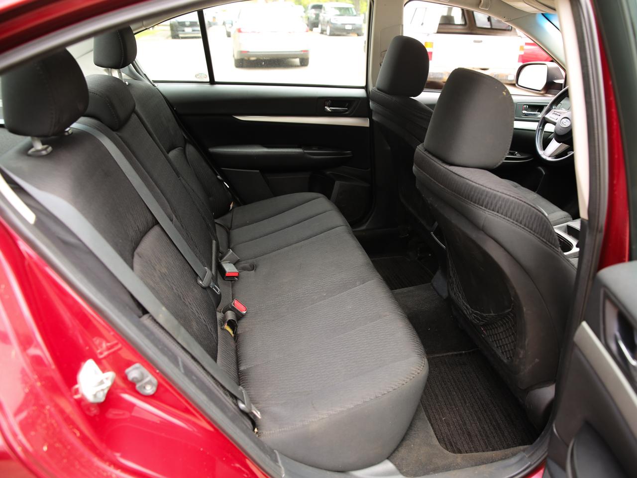 Subaru Legacy  2011