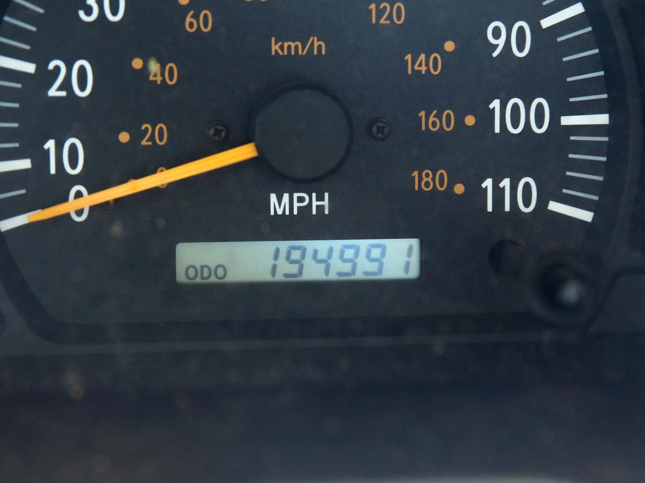 Toyota Tundra  2003