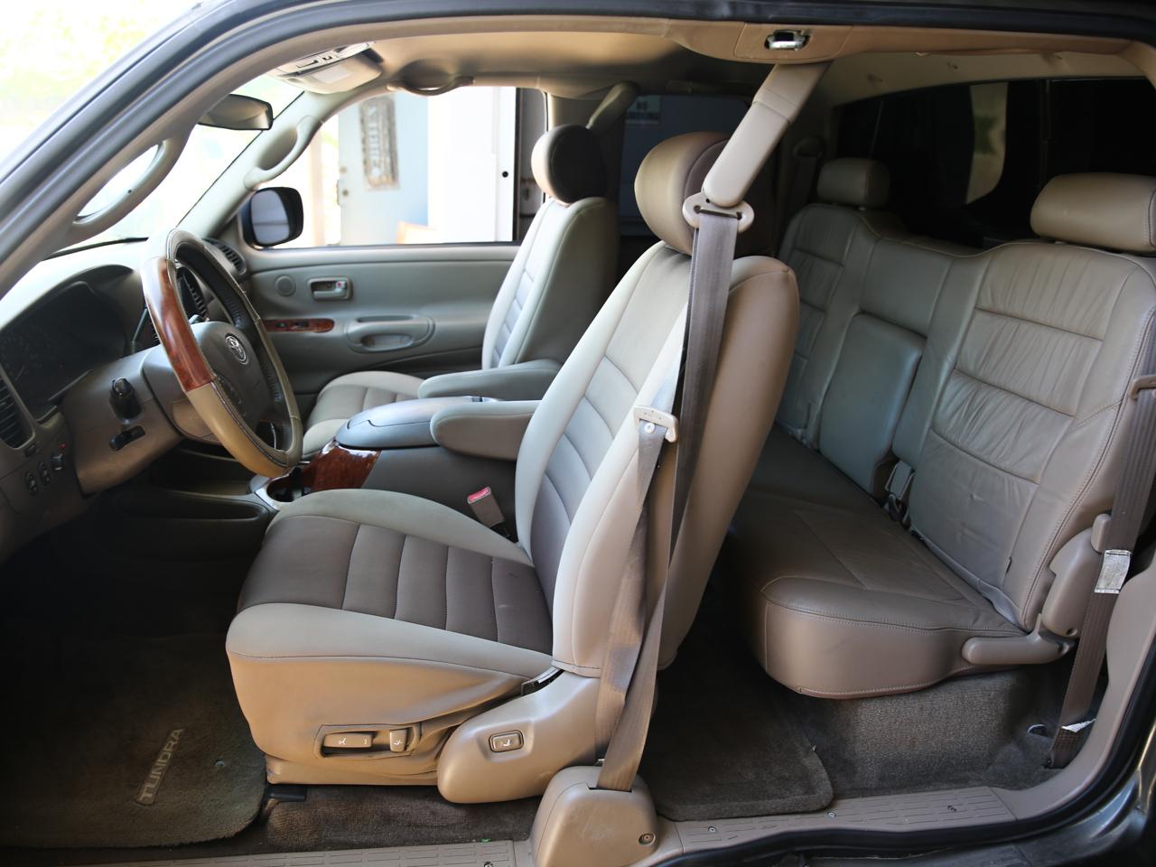 Toyota Tundra  2003