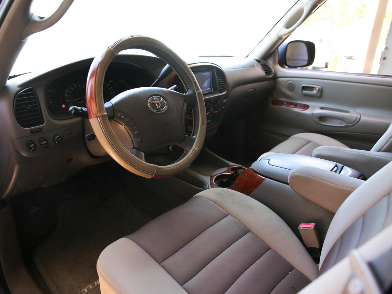 Toyota Tundra  2003