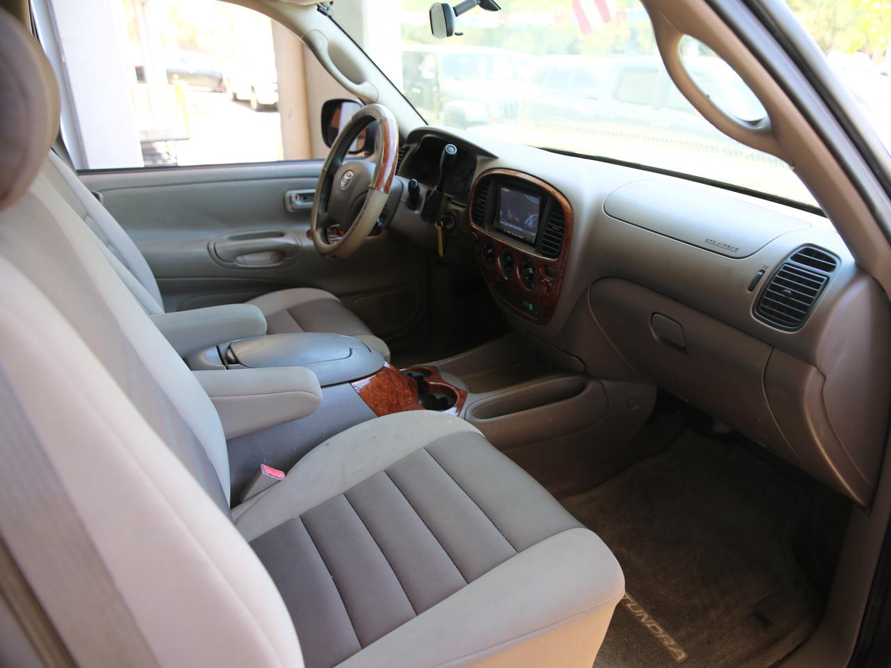 Toyota Tundra  2003