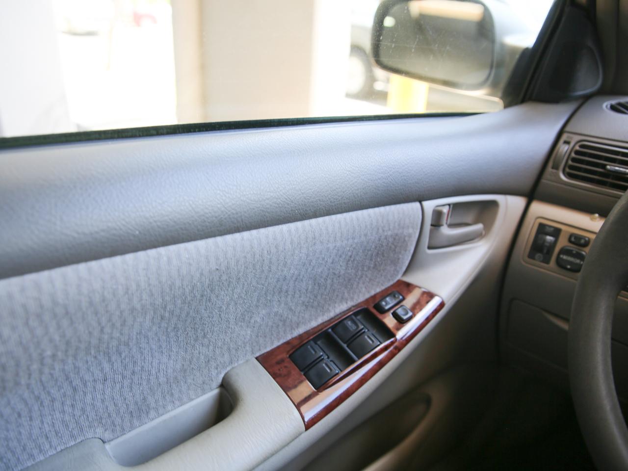 Toyota Corolla  2005