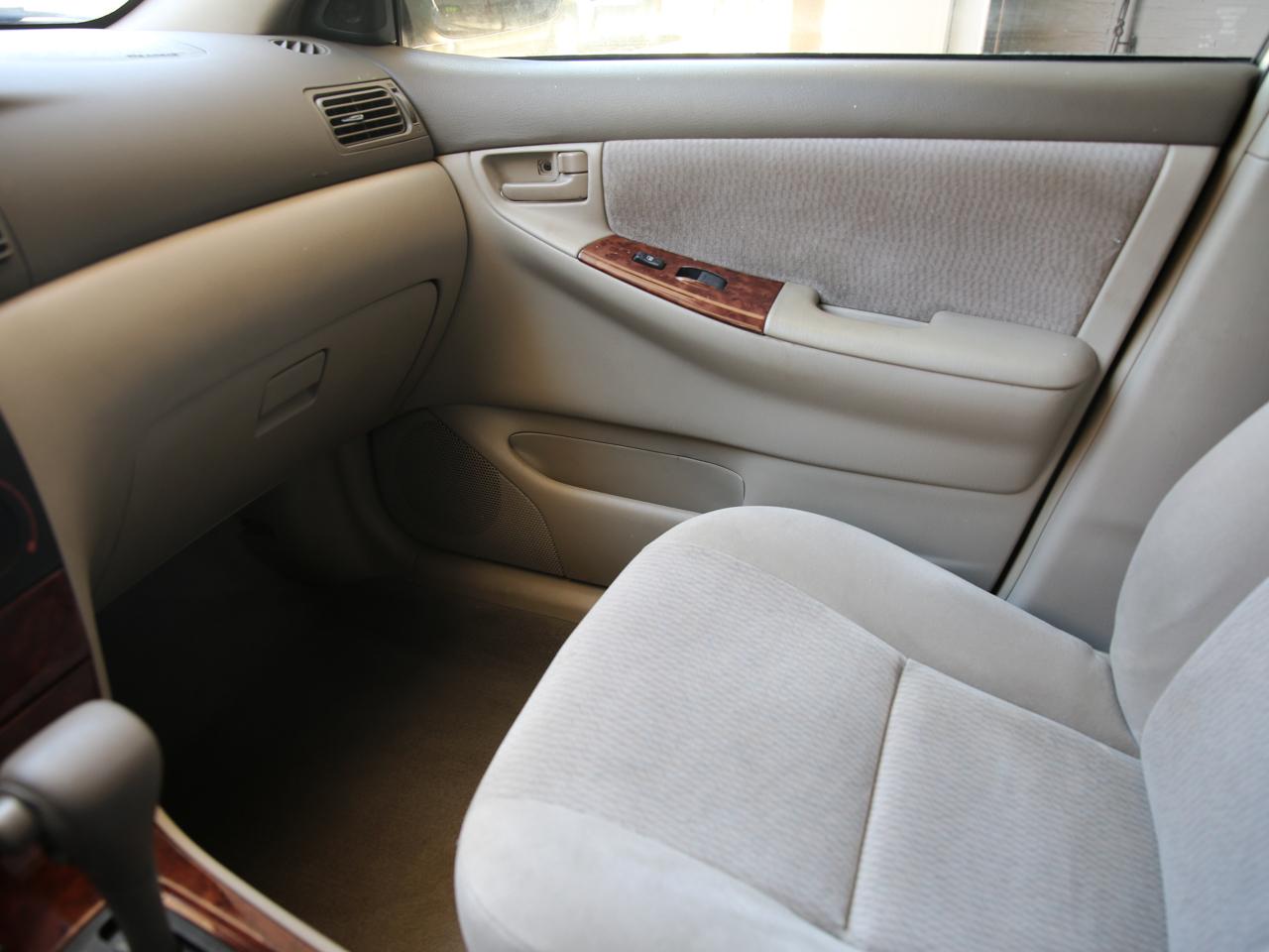 Toyota Corolla  2005