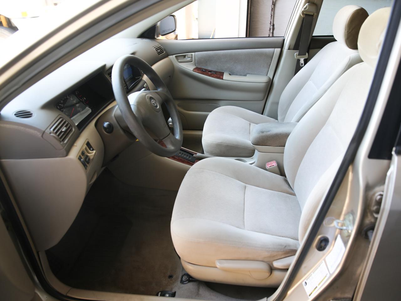 Toyota Corolla  2005