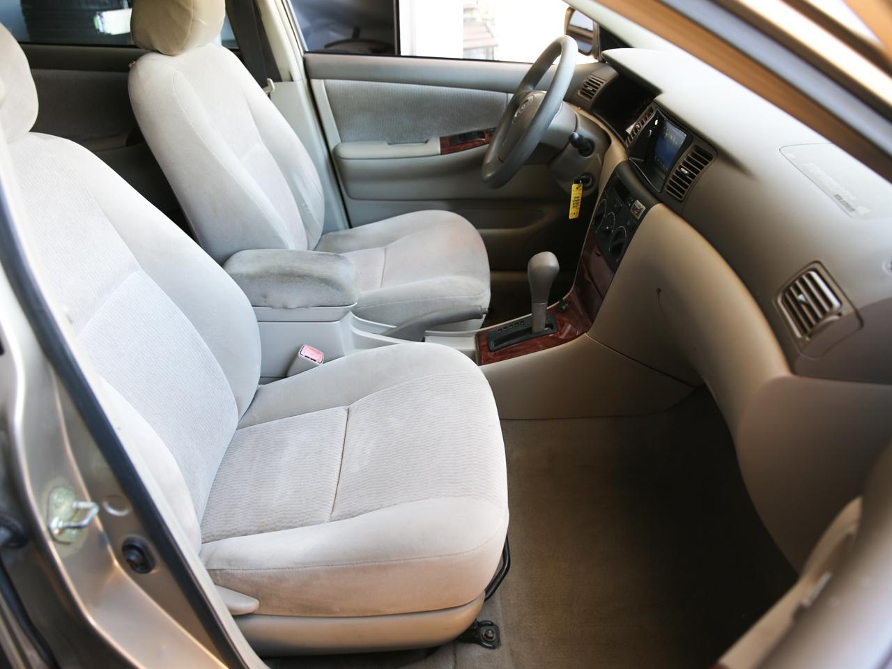 Toyota Corolla  2005