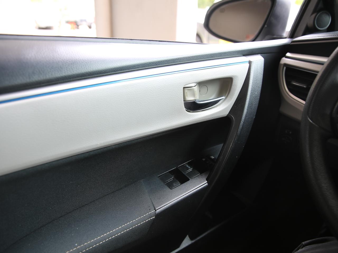 Toyota Corolla  2014