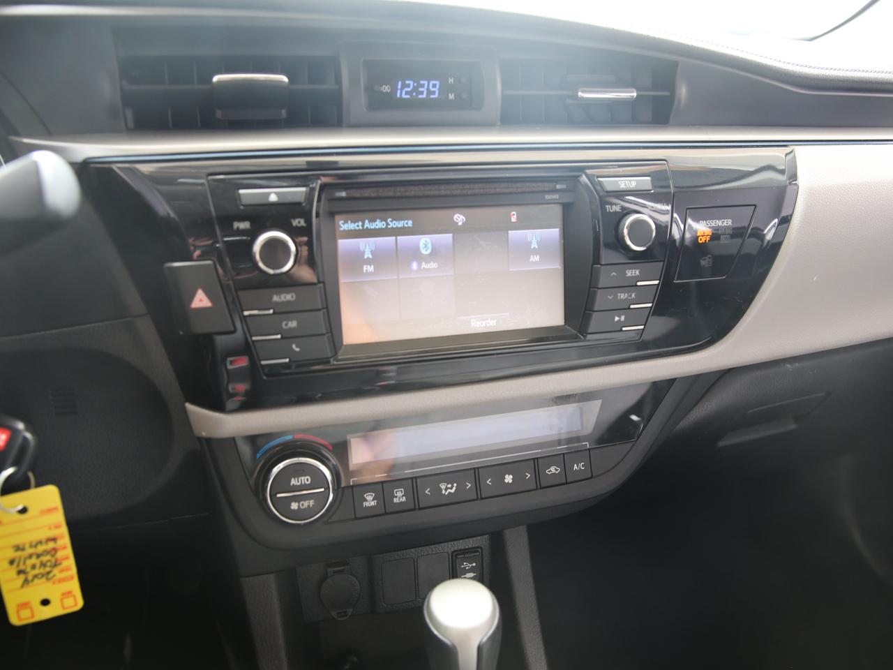 Toyota Corolla  2014