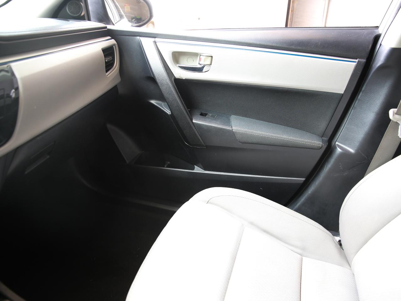 Toyota Corolla  2014
