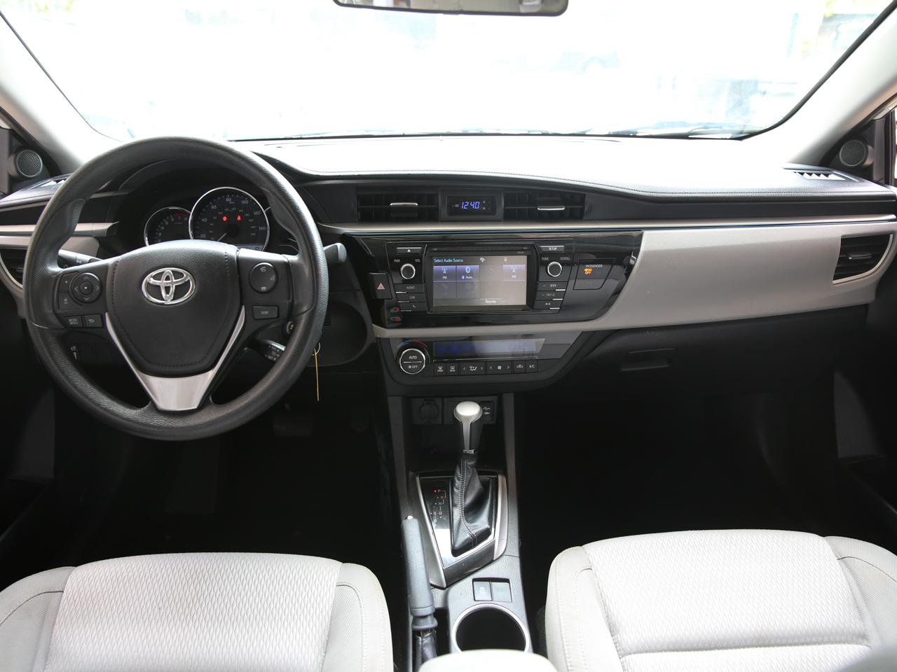 Toyota Corolla  2014