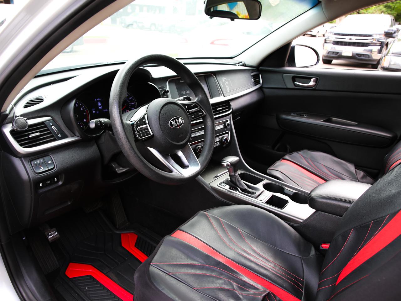 Kia Optima  2020