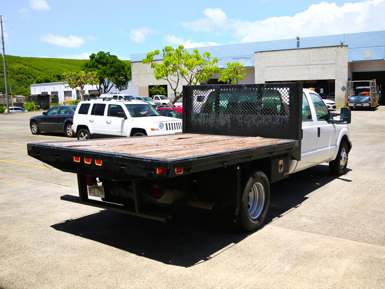 Ford Super Duty F-350 DRW  2012