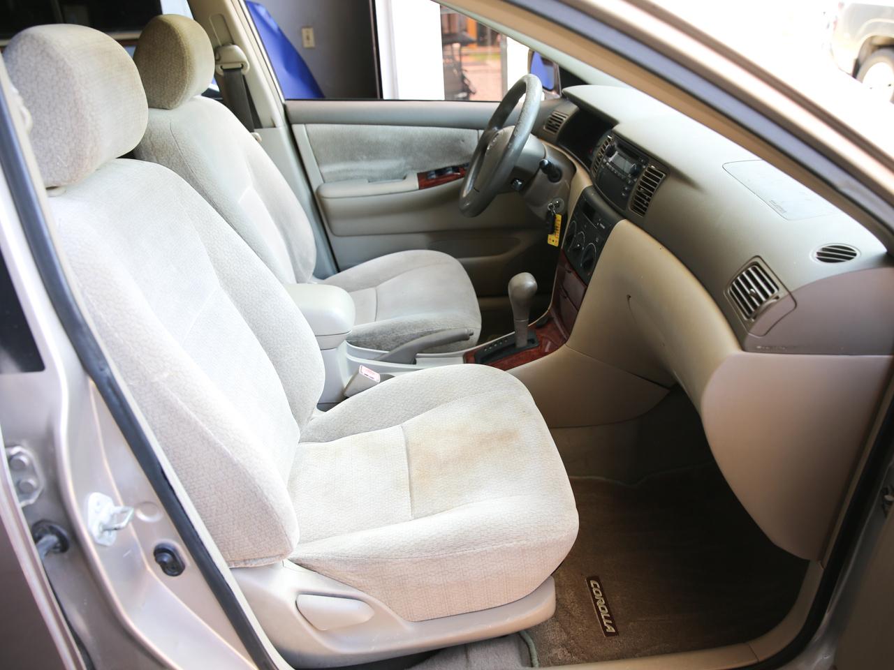 Toyota Corolla  2003