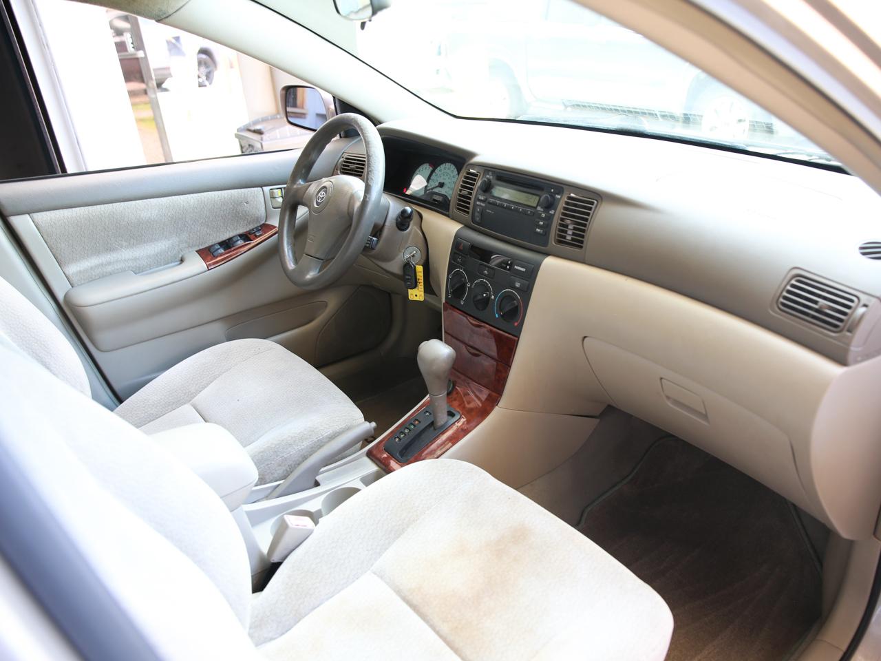 Toyota Corolla  2003