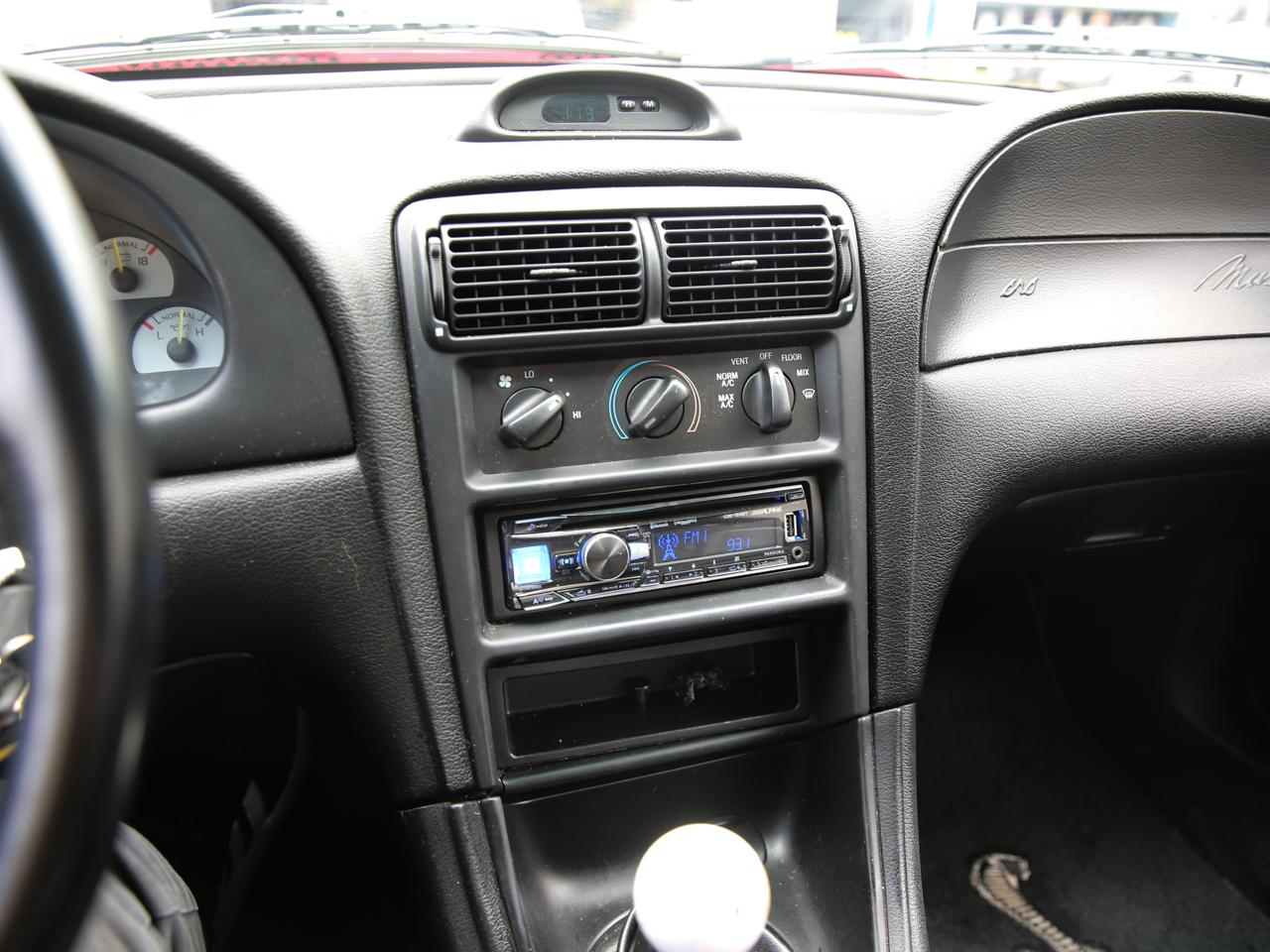 Ford Mustang SVT Cobra Coupe 1994