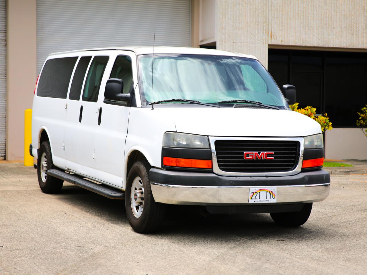 GMC Savana Passenger  2015
