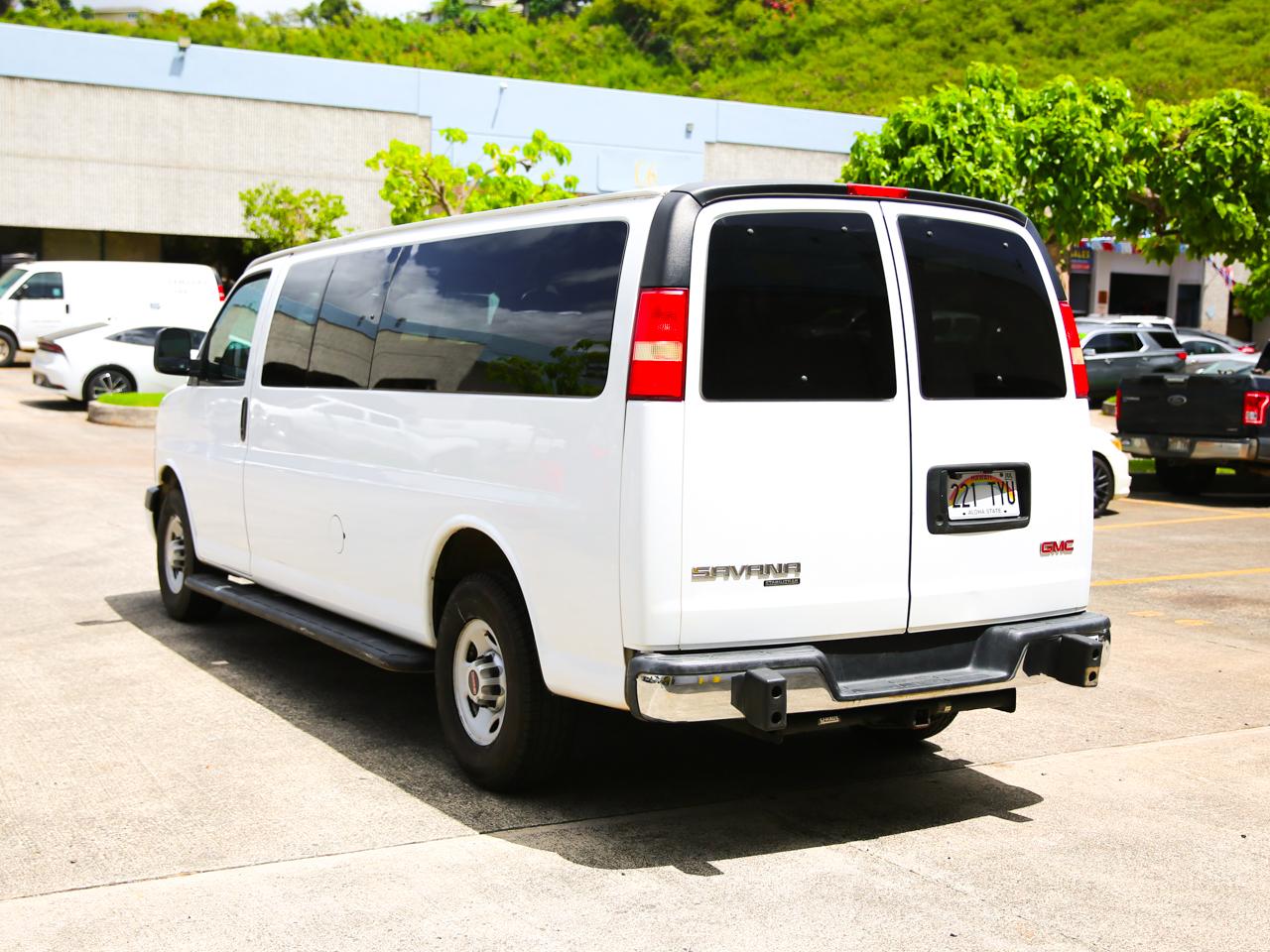GMC Savana Passenger  2015