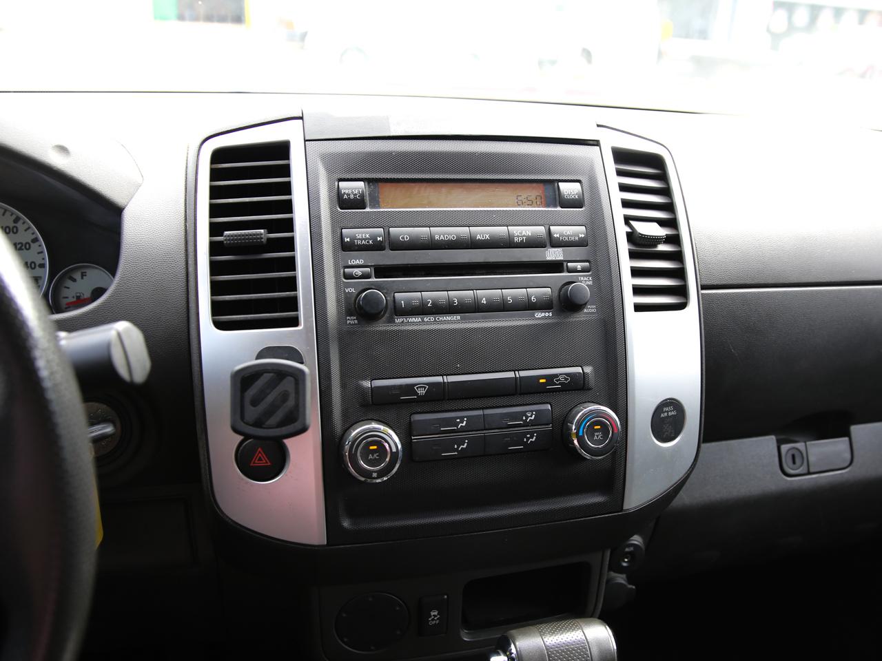 Nissan Frontier  2012