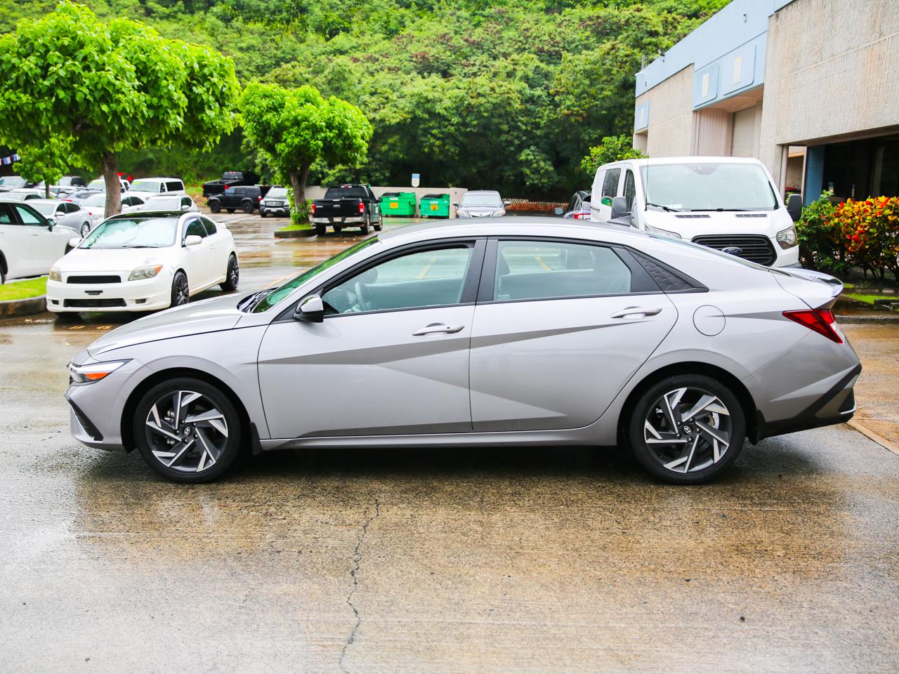 Hyundai Elantra SEL Sport 2025