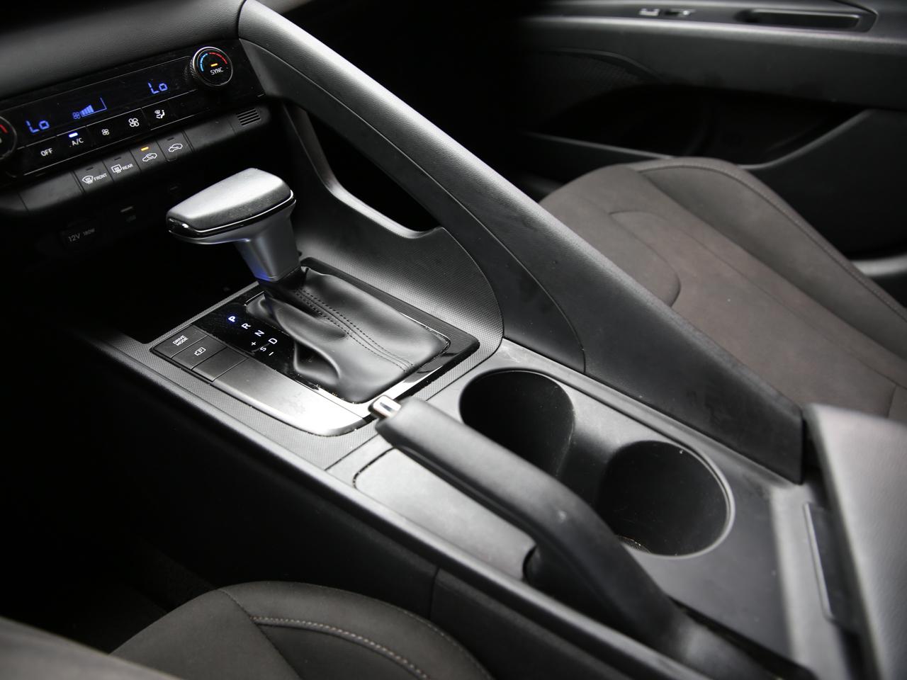 Hyundai Elantra SEL Sport 2025