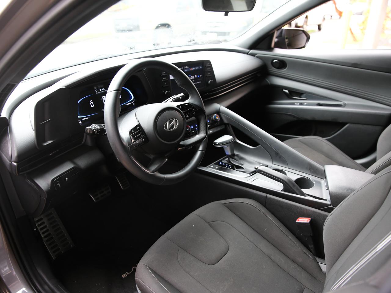 Hyundai Elantra SEL Sport 2025