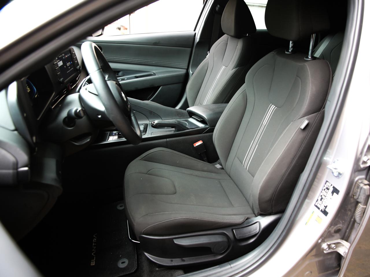 Hyundai Elantra SEL Sport 2025