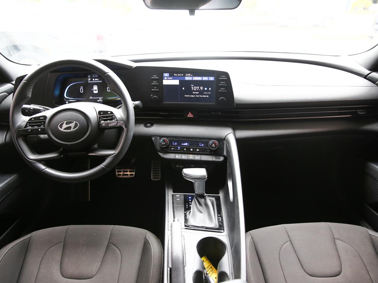 Hyundai Elantra SEL Sport 2025