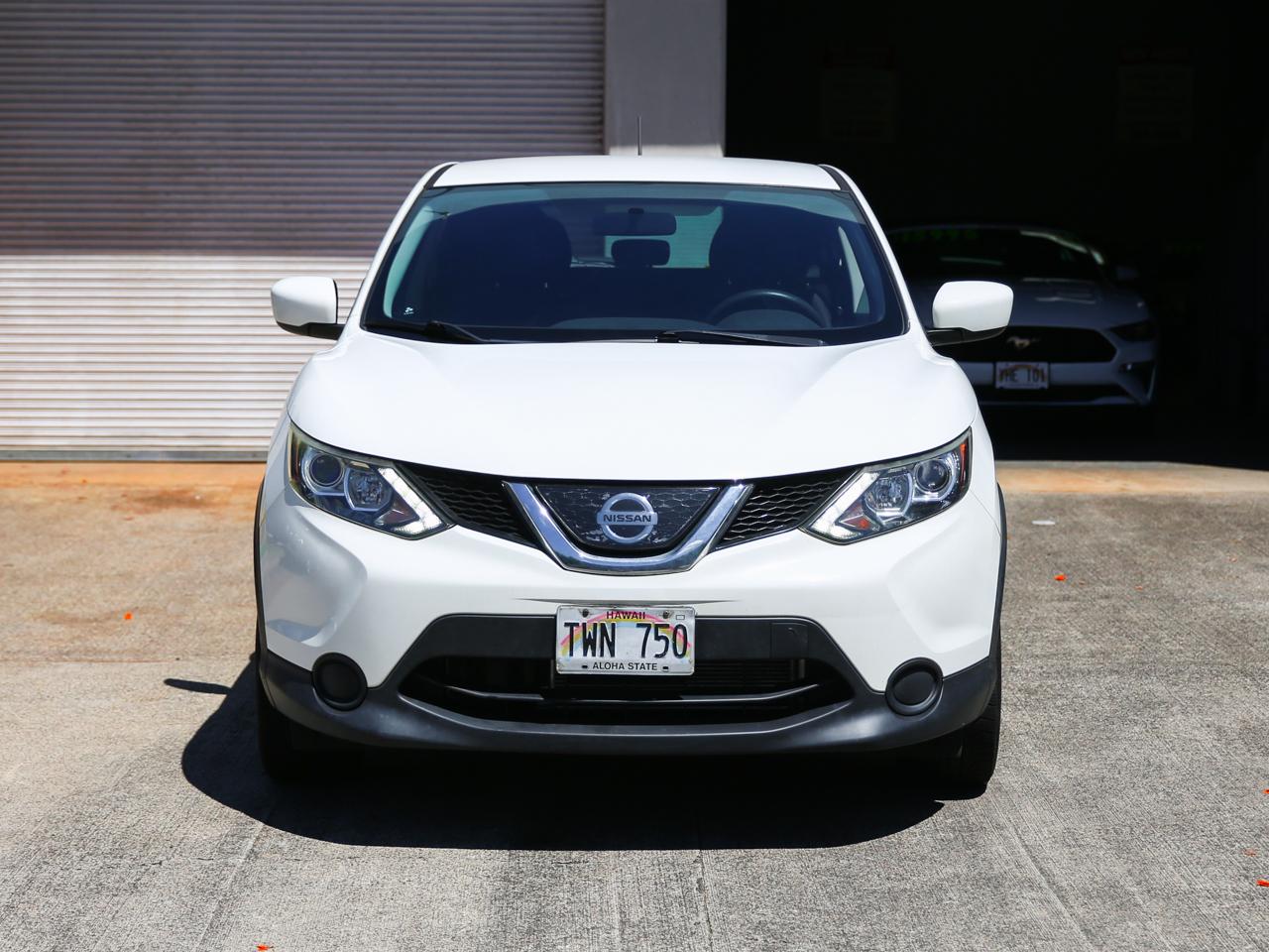 Nissan Rogue Sport S 2019