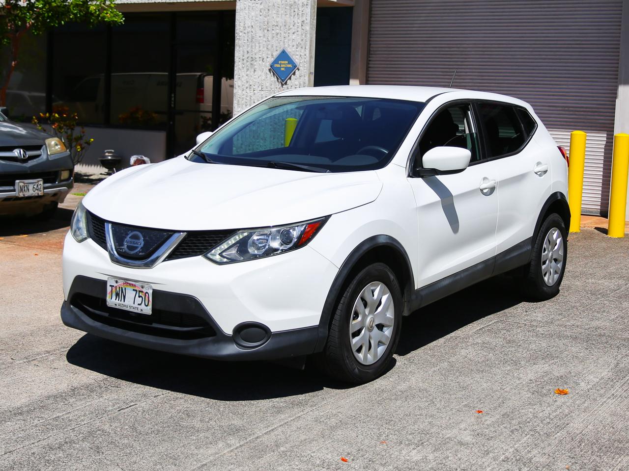 Nissan Rogue Sport S 2019