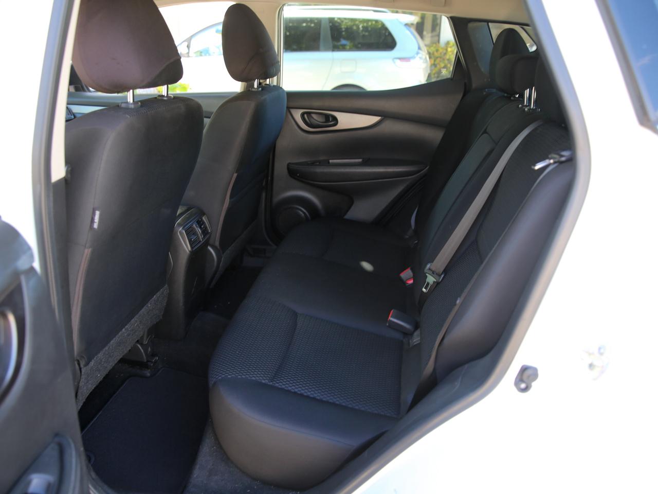 Nissan Rogue Sport S 2019