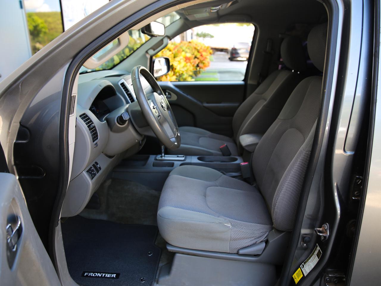 Nissan Frontier  2016