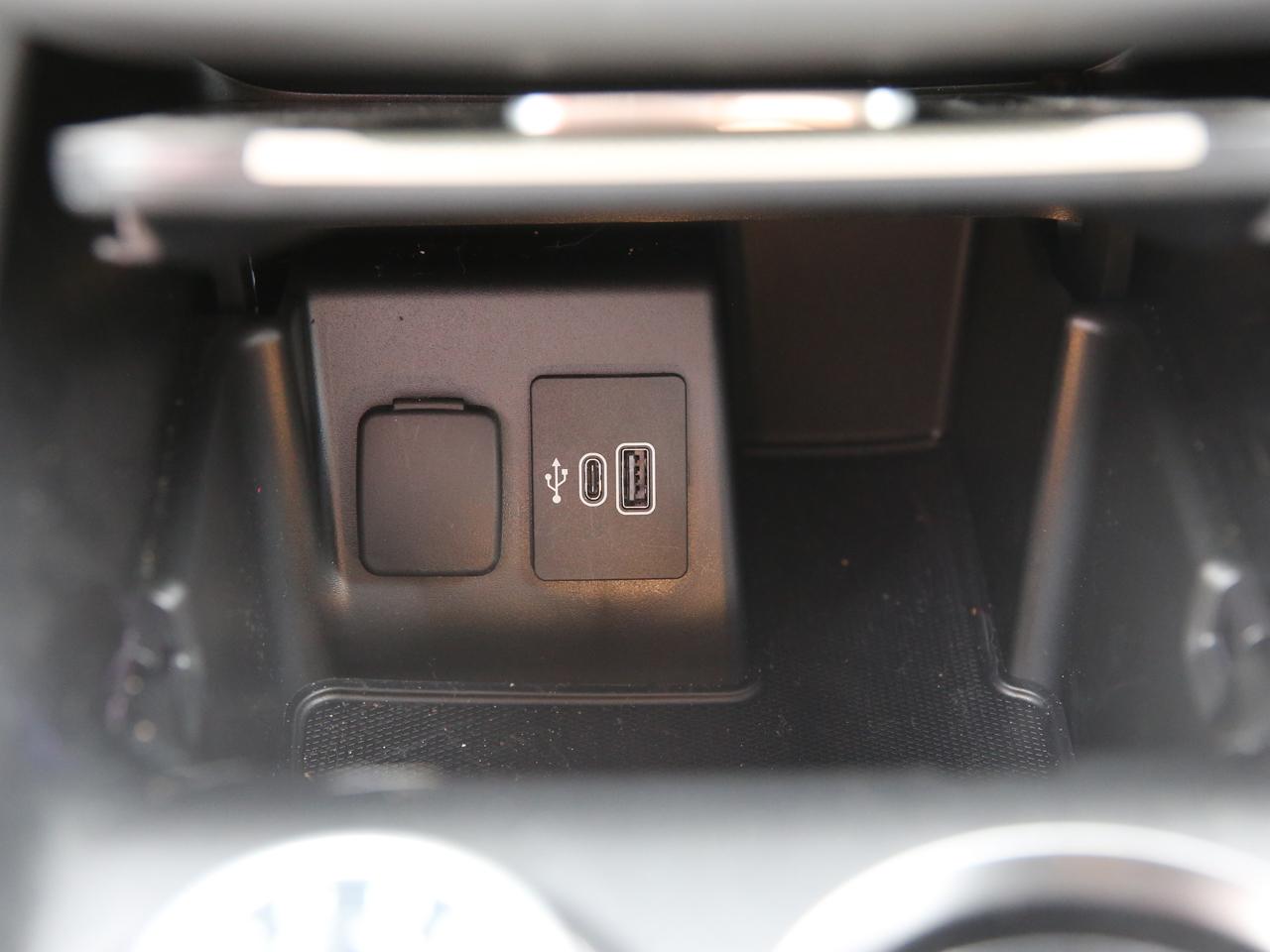 Ford Explorer  2025