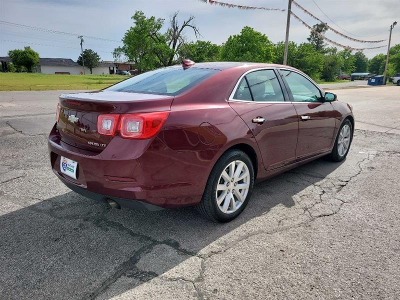 Chevrolet Malibu  2015
