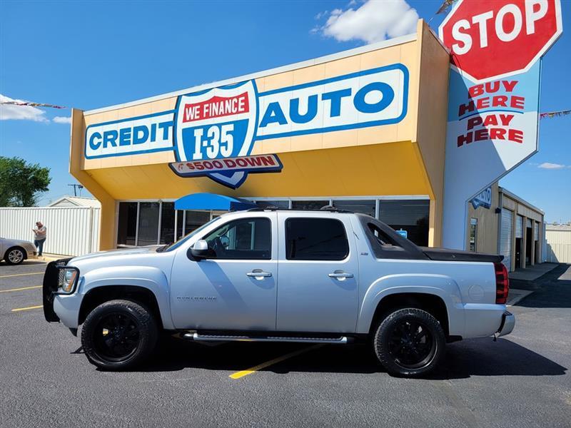 Chevrolet Avalanche  2011