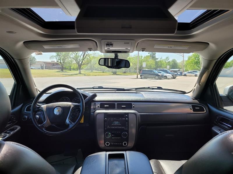 Chevrolet Avalanche  2011