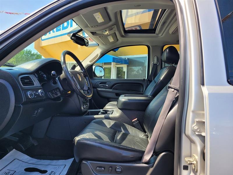 Chevrolet Avalanche  2011